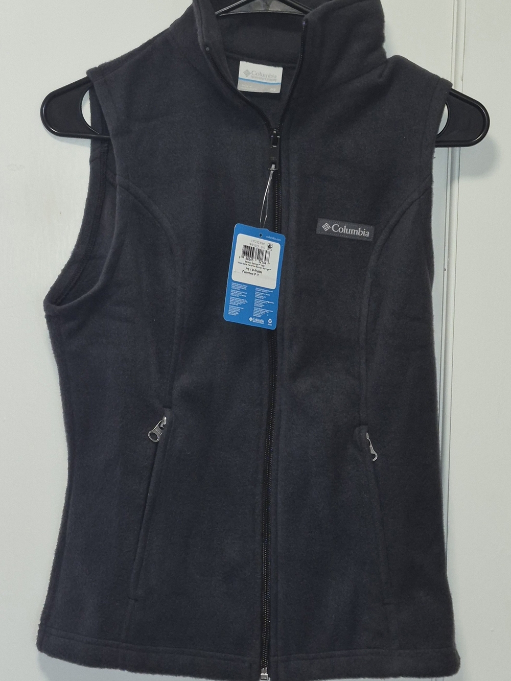 Columbia Women’s Black Fleece Full-Zip Vest